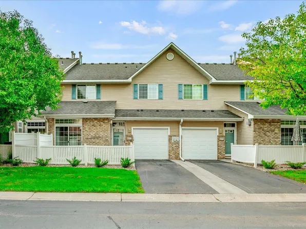 8577 Cortland Rd, Eden Prairie, MN 55344