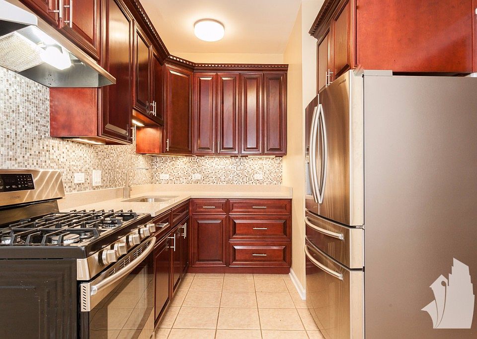 1st image of 4743 N Albany Ave #1