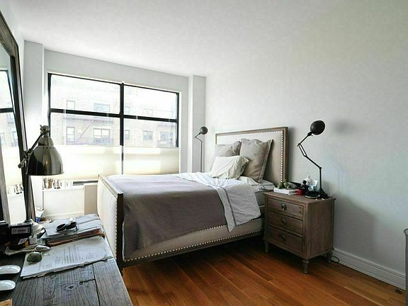 3rd image of 527 Lincoln Pl APT 603
