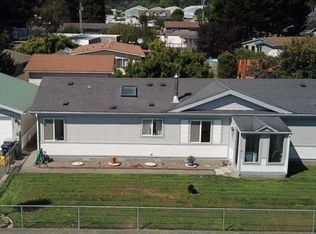 98085 Glazebrook Pl, Brookings, OR 97415