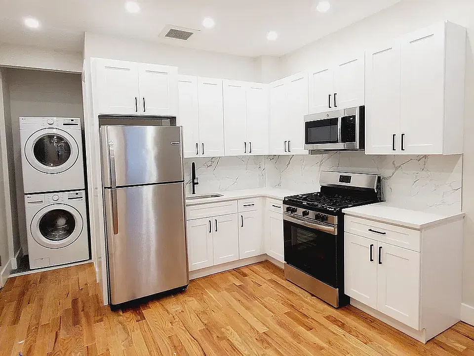 12 Spencer Ct #1F