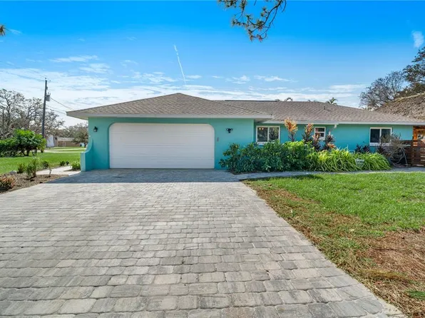 2480 Alamander Ave, Englewood, FL 34223