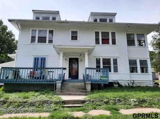 2105 C St, Lincoln, NE 68502
