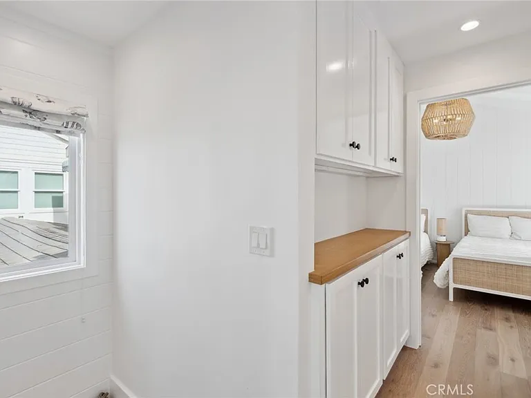 300 Coral Ave — Photo 20
