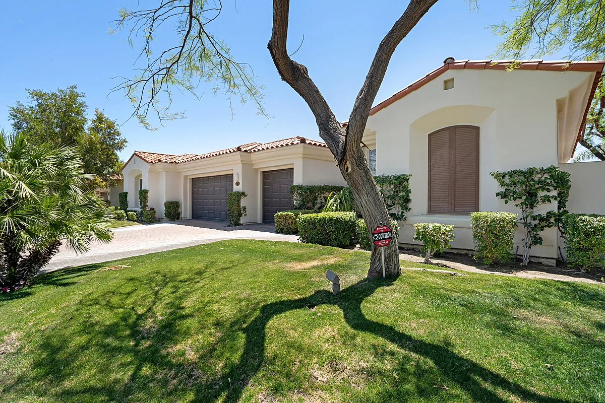 4 bed, 4126 sqft, $9,500 — Photo 3