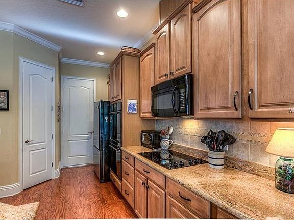 4th image of 3221 Park Green Dr
