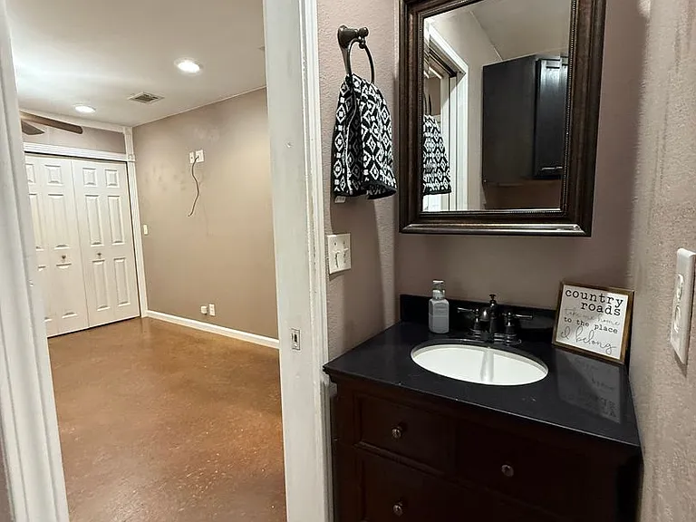 8033 Lax Dr — Photo 21