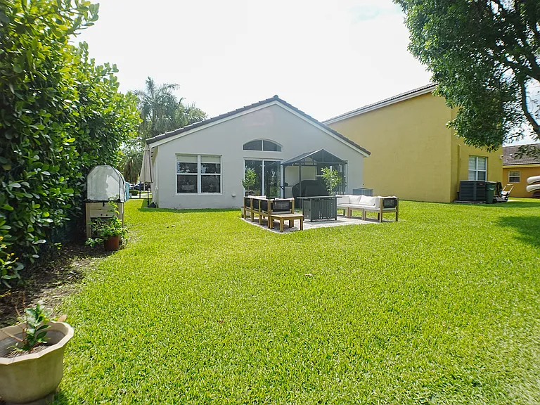 1811 SE 20th Rd — Photo 21