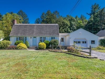 14 Lynnwood Dr, Westfield, MA, 01085