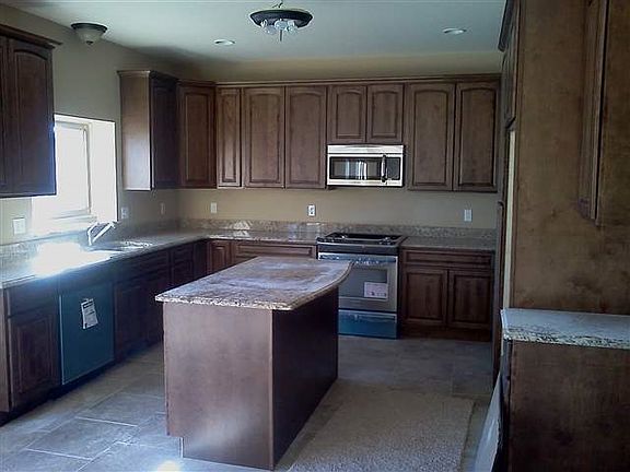 3rd image of 50585 Torrey Pines Dr