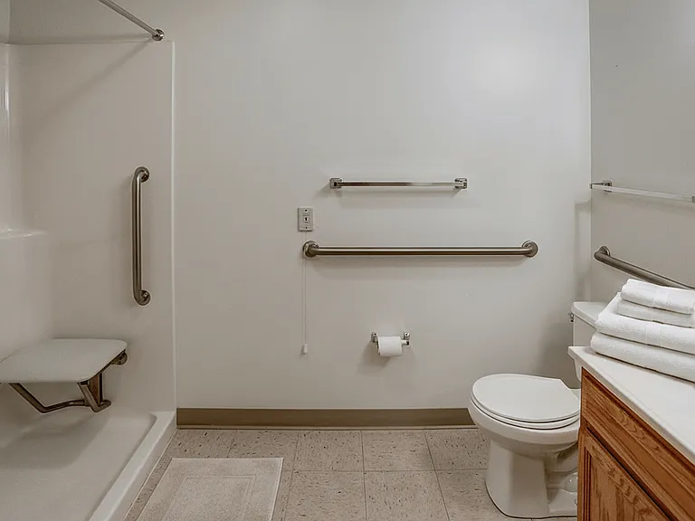 Laurelhurst — Photo 32