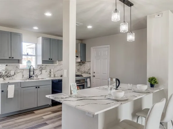 10211 Glen Vista Dr, Dallas, TX 75217