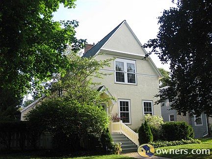 Sunny, Victorian on a fantastic block