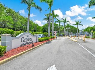 1681 SE 30th St #1681, Homestead, FL 33035