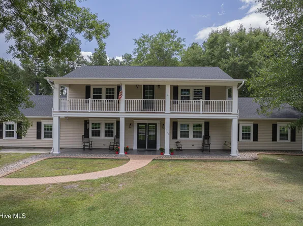 2118 Old Savannah Road S, Burgaw, NC 28425