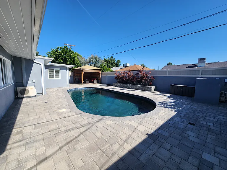 17200 Willard St — Photo 46