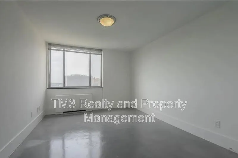 1 bed, 1.0 bath, 632 sqft, $1,215 — Photo 3
