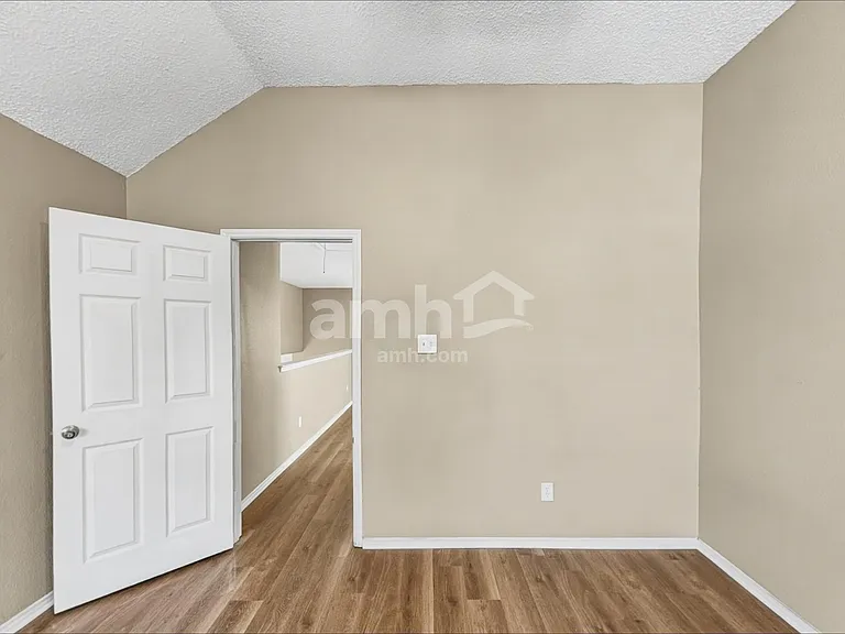 1321 Marken Ct — Photo 11