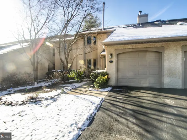 273 Ironwood Cir #273, Elkins Park, PA 19027