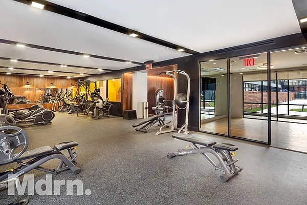 Rented by Mdrn Residential | media 50