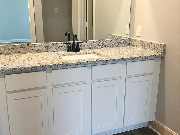 617 Harbor Oaks Dr — Photo 20