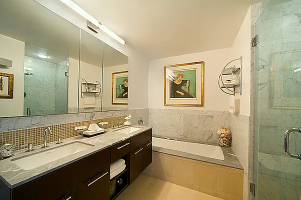 Rented by CORE | media 1