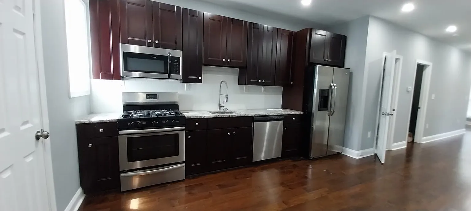 835 Belgian Ave photo 1