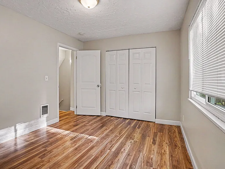 444 Garland St #3 — Photo 4
