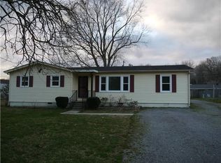 605 Rickenbacker Dr, Tullahoma, TN 37388