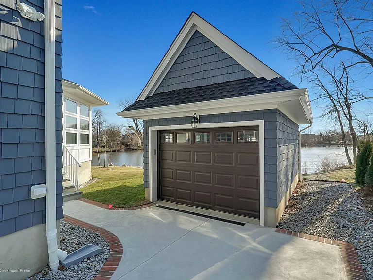 330 Villa Park Way — Photo 38
