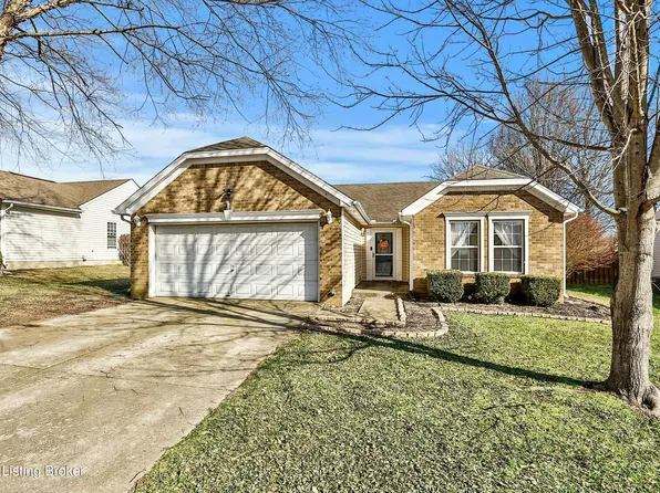 536 Matterhorn Dr, Shelbyville, KY 40065