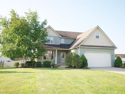2052 Squirrel Run Ct, Mineral Ridge, OH, 44440