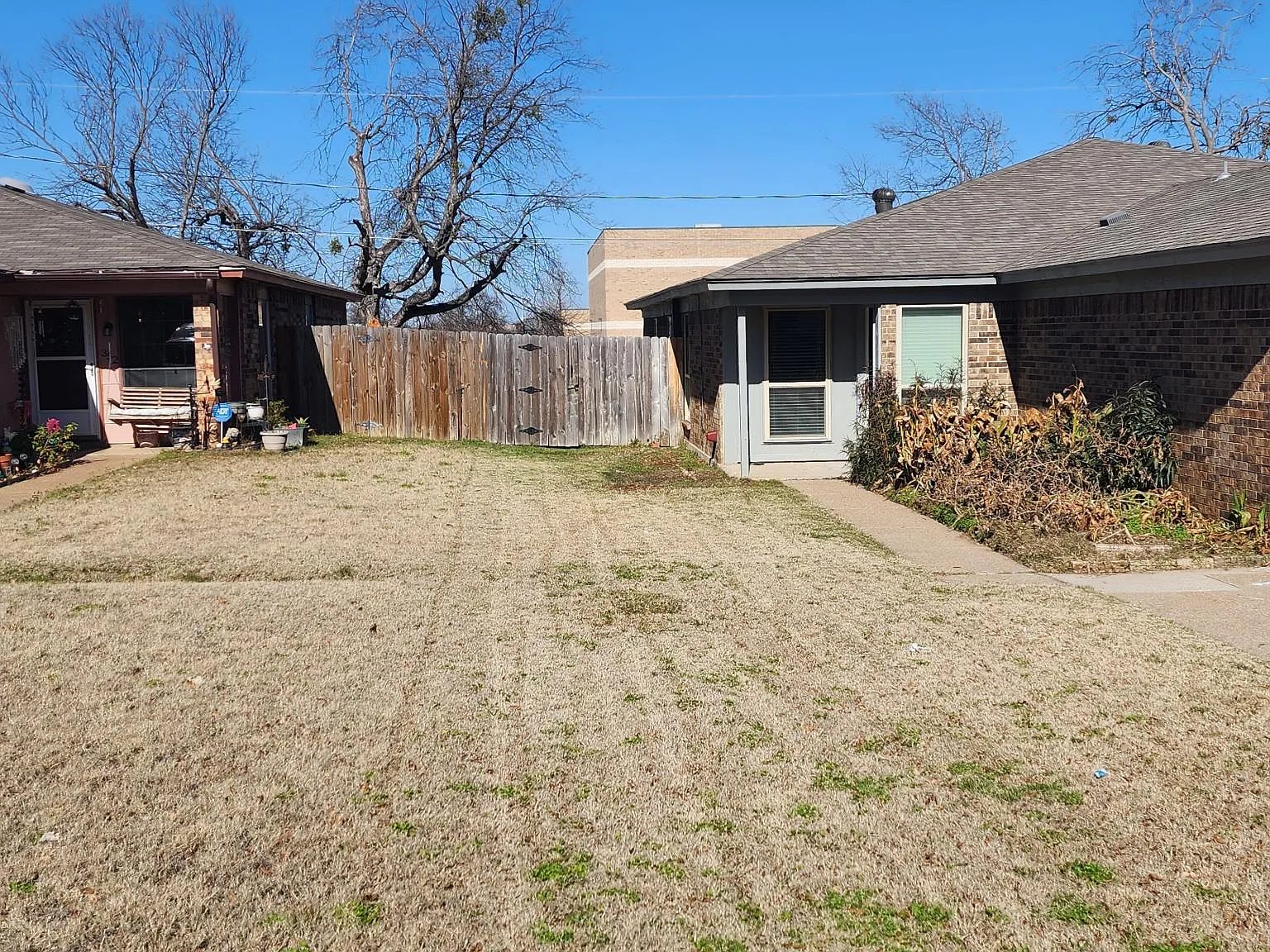 3 bed, 1170 sqft, $1,800 — Photo 4