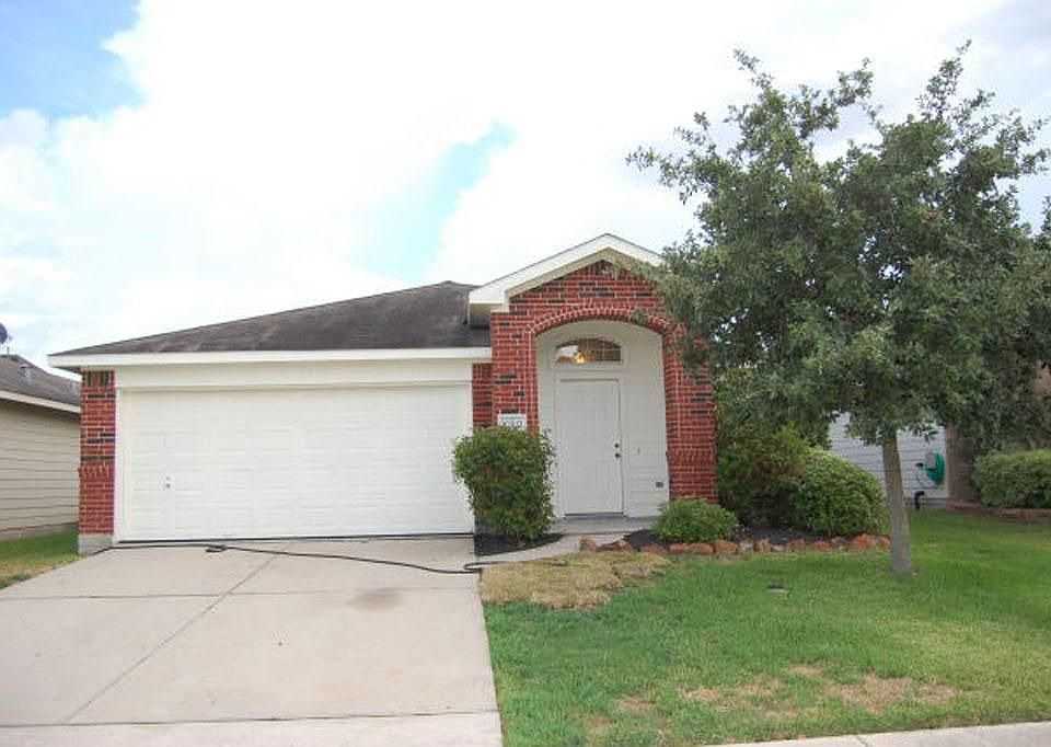 1st image of 12202 English Brook Cir