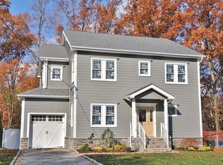 138 Mohawk Dr, Cranford, NJ 07016