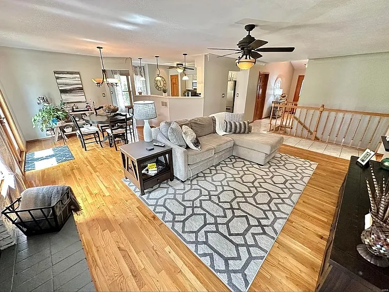 Reverse Angle Living Room and Breakfast Area