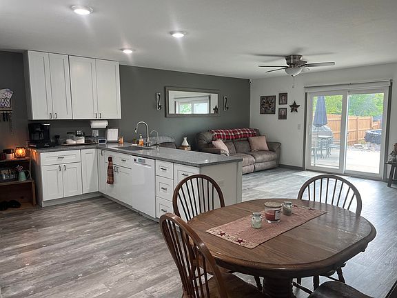 5th image of 212 Deborah Dr #A