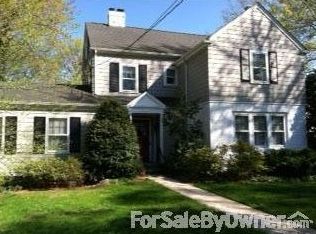 36 Grandview Ter, Tenafly, NJ 07670