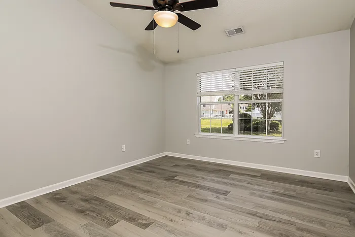 4487 W Walkerton Rd — Photo 5