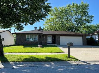 9350 N Joyce Ave, Milwaukee, WI 53224