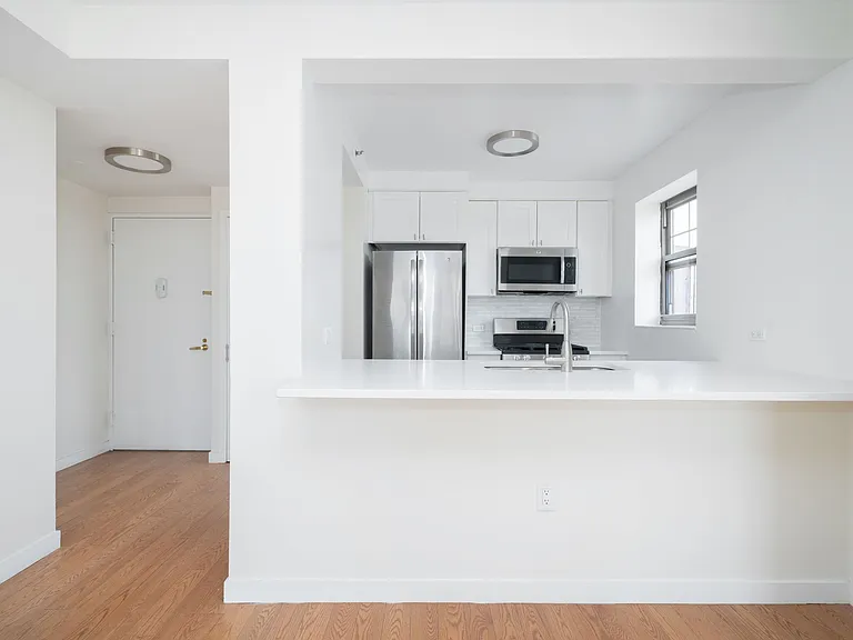 75-25 153rd St #1003 — Photo 4