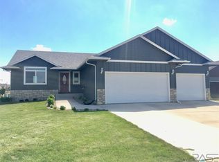 3802 S Homerun Ave, Sioux Falls, SD 57110