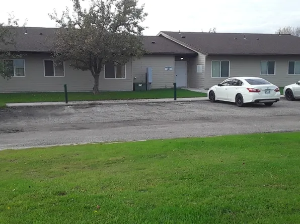 318 S Liberty Ave, Grygla, MN