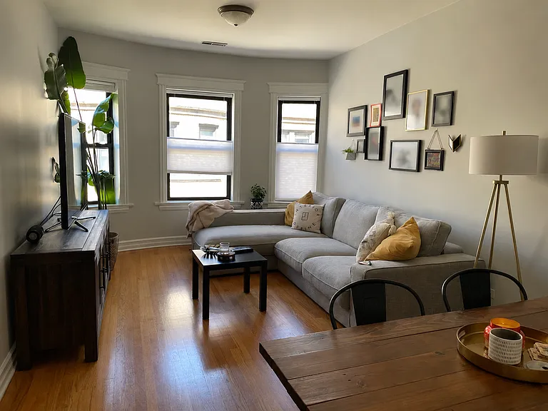 4611 N Paulina St #3B — Photo 2