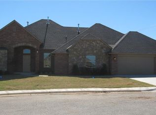 8412 123rd Cir, Oklahoma City, OK 73142
