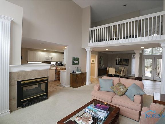3rd image of 8629 Quail Hollow Ct