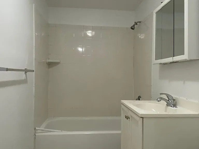 75 Brighton Ave #3C — Photo 40