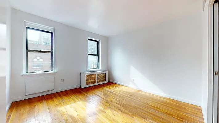 Rented by Bond New York | media 1