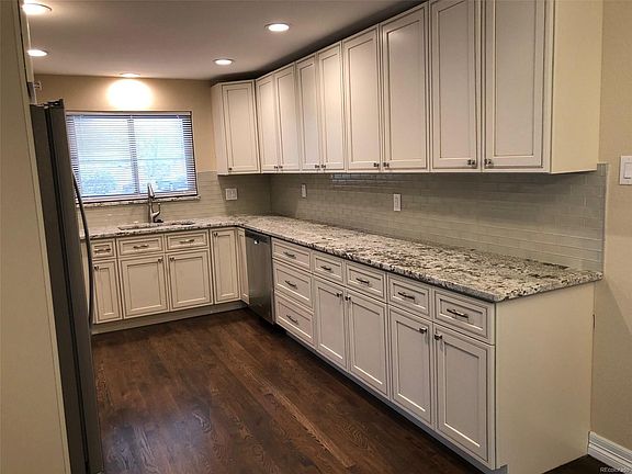 Fully updated kitchen
