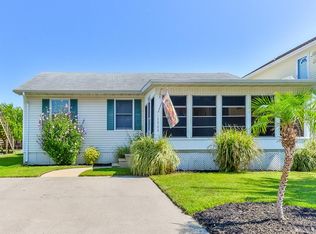 13906 Sea Captain Rd, Ocean City, MD 21842